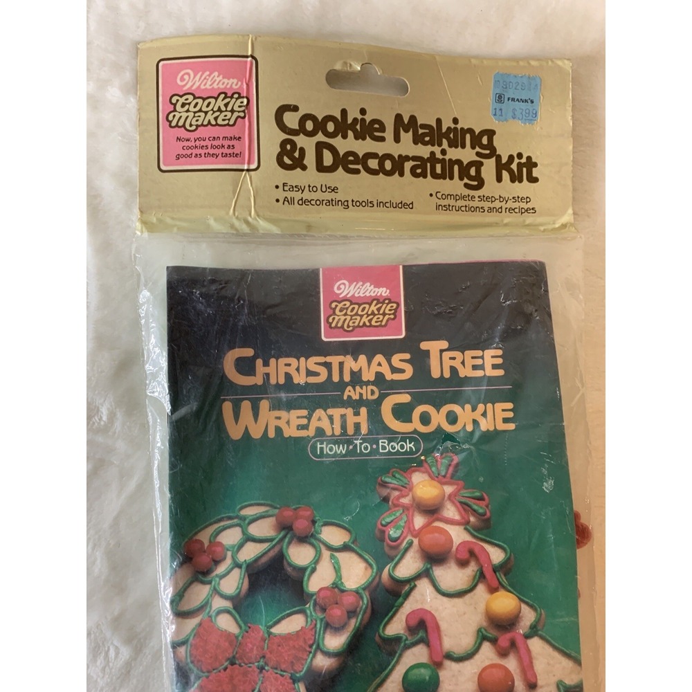 1984‎ Wilton Christmas Tree & Wreath Cookie Making Cutter Mold Treats Gifts NOS - Picture 3 of 12
